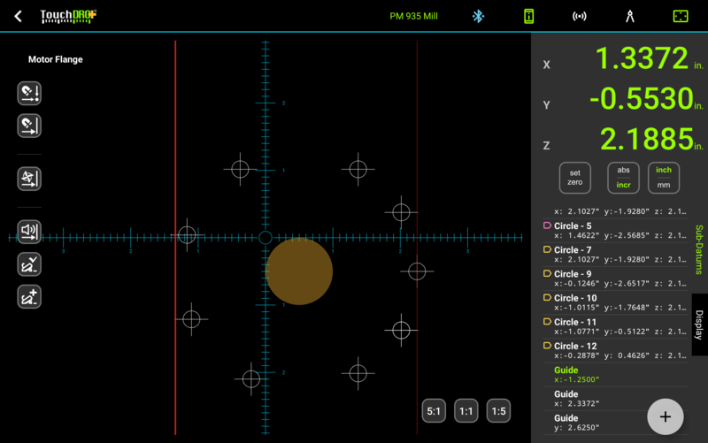 Fig. 1: Two vertical guides in the graphical view; the active guide and its list row are highlighted TouchDRO graphical view with two vertical guides; the active guide and its row in the sub-datum list are highlighted